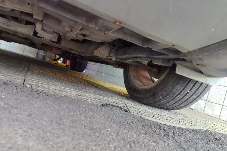 Used Ford Kuga 2013 1.6L GTDi 4x4 Elite Model Chassis Front Left