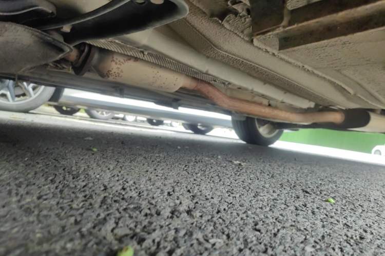 Used Ford Kuga 2013 1.6L GTDi Two-Wheel-Drive Trend Model Chassis Front Left