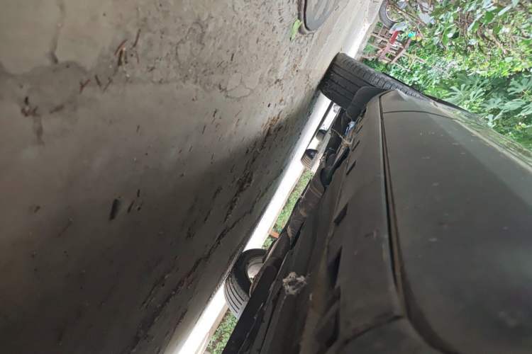 Used Ford Kuga 2013 2.0L GTDi Four-Wheel Drive Premium Model Chassis Front Right