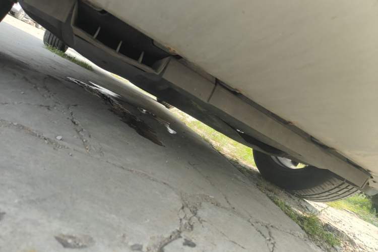 Used Ford Kuga 2013 2.0L GTDi Four-Wheel-Drive Sport Model Chassis Front