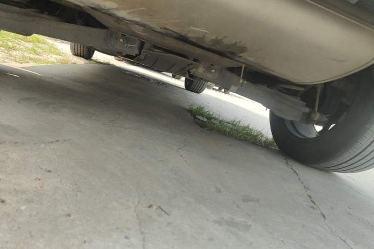 Used Ford Kuga 2013 2.0L GTDi Four-Wheel-Drive Sport Model Chassis Rear Left