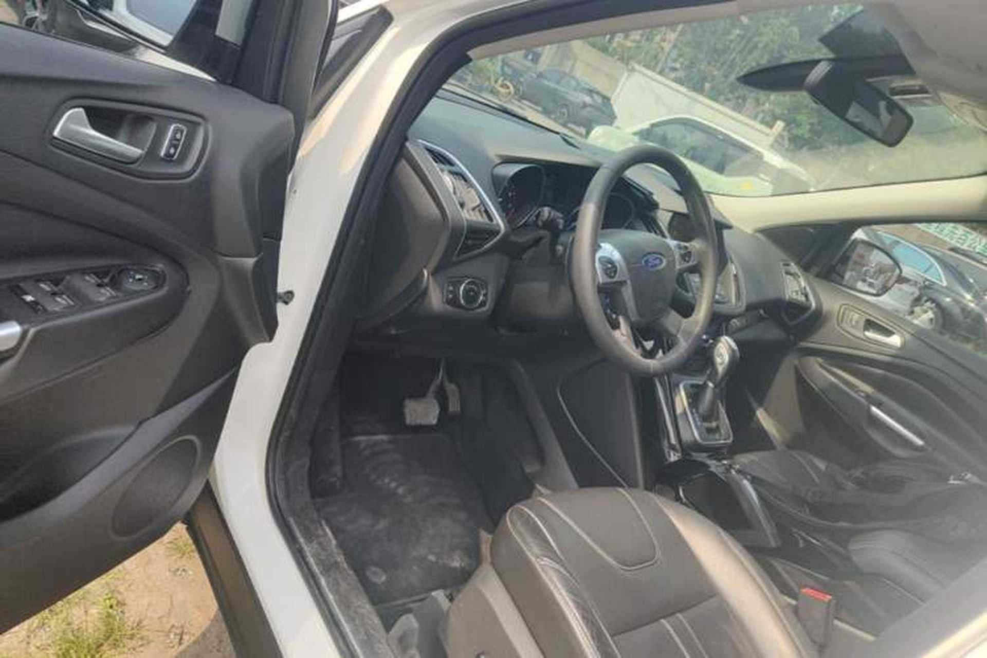 Used Ford Kuga 2013 2.0L GTDi Four-Wheel-Drive Sport Model Driver Seat