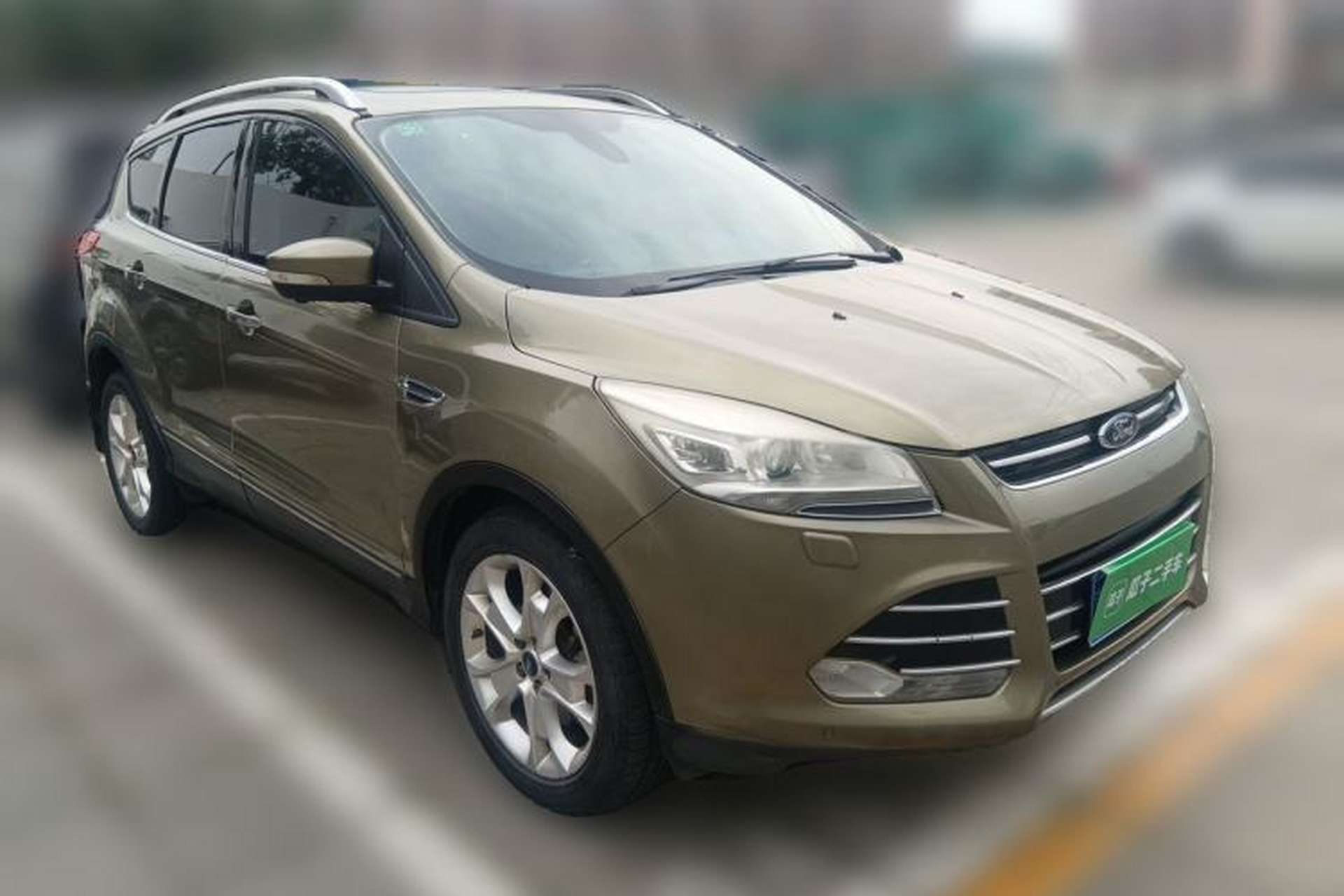 Used Ford Kuga 2013 2.0L GTDi Four-Wheel-Drive Sport Model Front Right 45 Deg