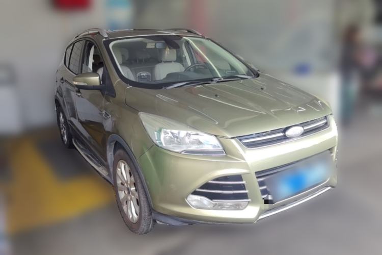 Used Ford Kuga 2013 1.6L GTDi 4x4 Elite Model Front Right 45 Deg