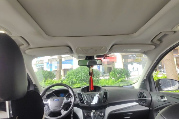 Used Ford Kuga 2013 1.6L GTDi Two-Wheel-Drive Trend Model Headliner