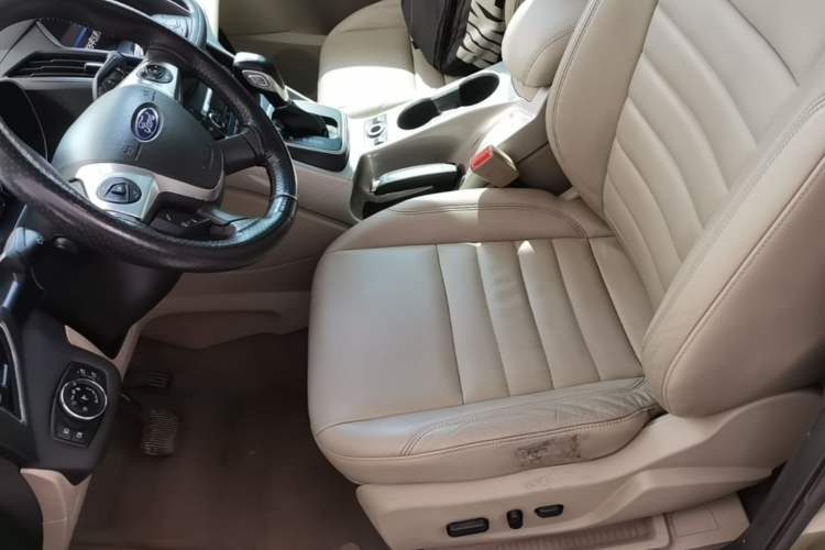 Used Ford Kuga 2013 1.6L GTDi 4x4 Elite Model Left Front Seat