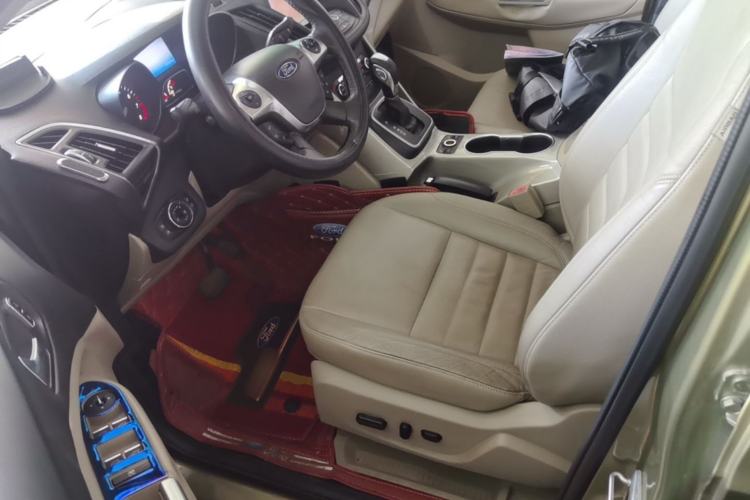 Used Ford Kuga 2013 1.6L GTDi 4x4 Elite Model Left Front Seat