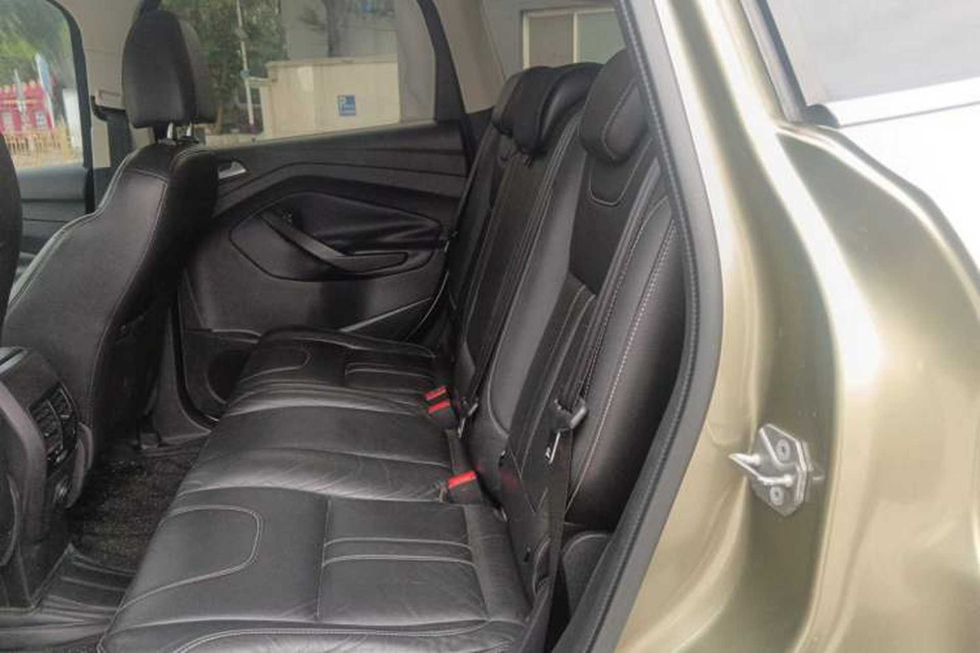 Used Ford Kuga 2013 2.0L GTDi Four-Wheel-Drive Sport Model Left Rear Seat