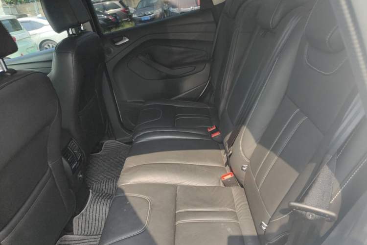 Used Ford Kuga 2013 2.0L GTDi Four-Wheel-Drive Sport Model Left Rear Seat