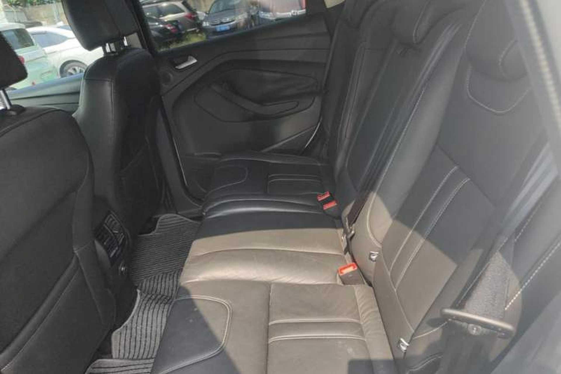 Used Ford Kuga 2013 2.0L GTDi Four-Wheel-Drive Sport Model Left Rear Seat