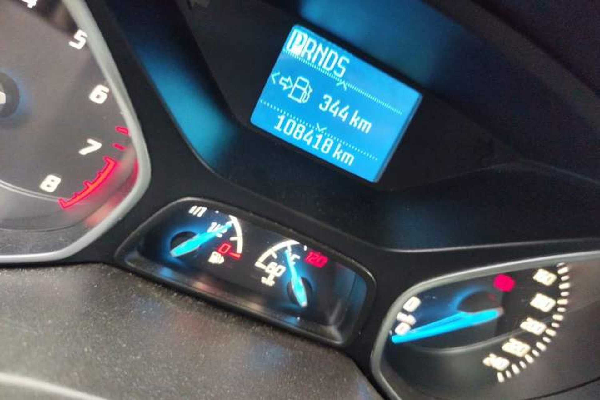 Used Ford Kuga 2013 1.6L GTDi Two-Wheel-Drive Comfort Model Odometer Close Up