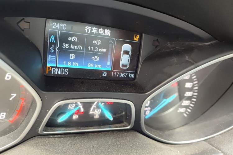 Used Ford Kuga 2013 2.0L GTDi Four-Wheel Drive Premium Model Odometer Close Up