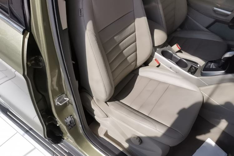 Used Ford Kuga 2013 1.6L GTDi 4x4 Elite Model Right Front Seat