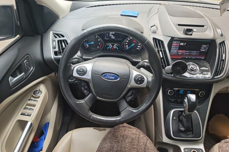 Used Ford Kuga 2013 2.0L GTDi Four-Wheel Drive Premium Model Steering Wheel