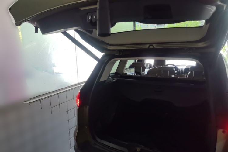 Used Ford Kuga 2013 1.6L GTDi 4x4 Elite Model Trunk