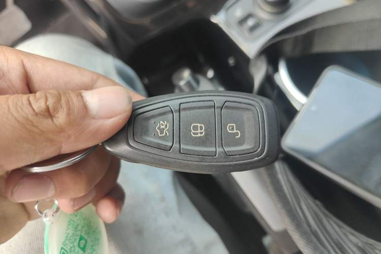 Used Ford Kuga 2013 2.0L GTDi Four-Wheel-Drive Sport Model Vehicle Key