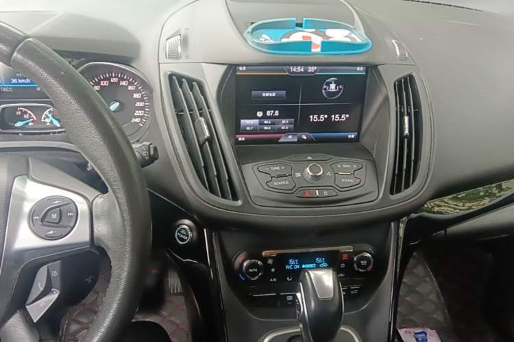 Used Ford Kuga 2013 2.0L GTDi Four-Wheel-Drive Sport Model Audio And AC Panel