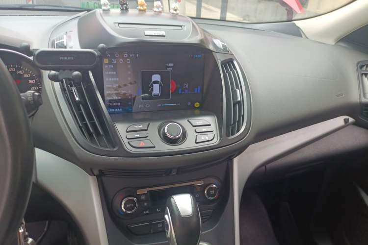Used Ford Kuga 2013 1.6L GTDi Two-Wheel-Drive Trend Model Audio And AC Panel