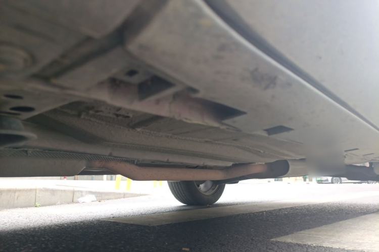 Used Ford Kuga 2013 1.6L GTDi Two-Wheel-Drive Trend Model Chassis Front Left