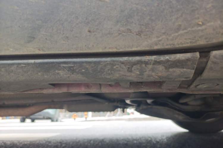 Used Ford Kuga 2013 1.6L GTDi Two-Wheel-Drive Trend Model Chassis Front Right