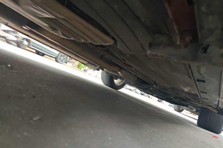 Used Ford Kuga 2013 1.6L GTDi Two-Wheel-Drive Comfort Model Chassis Rear Right