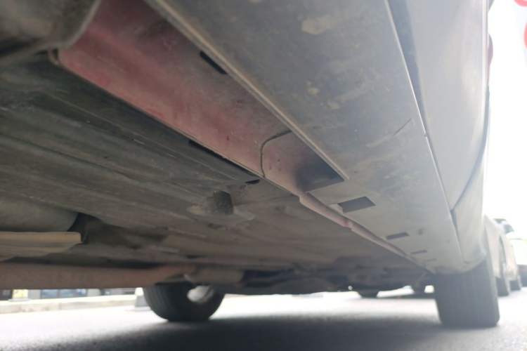 Used Ford Kuga 2013 1.6L GTDi Two-Wheel-Drive Trend Model Chassis Rear Right
