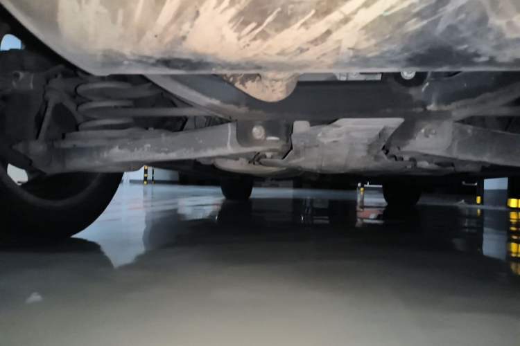 Used Ford Kuga 2013 2.0L GTDi Four-Wheel-Drive Elite Model Chassis Rear