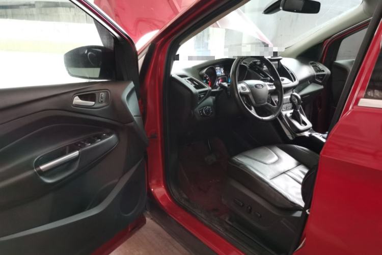 Used Ford Kuga 2013 2.0L GTDi Four-Wheel-Drive Sport Model Driver Seat