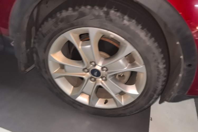 Used Ford Kuga 2013 2.0L GTDi Four-Wheel-Drive Sport Model Exterior 7