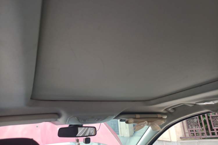 Used Ford Kuga 2013 1.6L GTDi Two-Wheel-Drive Trend Model Headliner