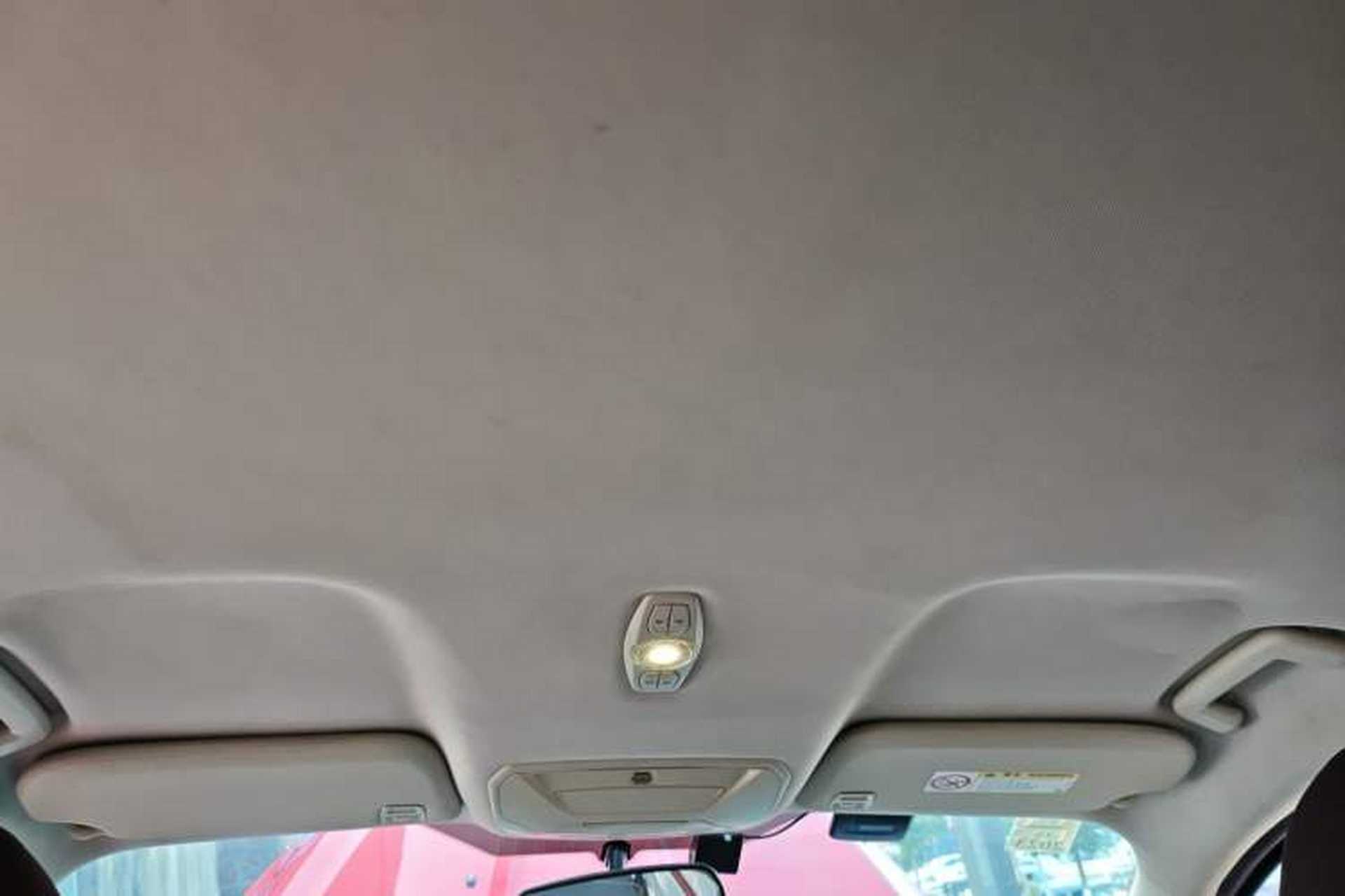 Used Ford Kuga 2013 1.6L GTDi Two-Wheel-Drive Comfort Model Headliner
