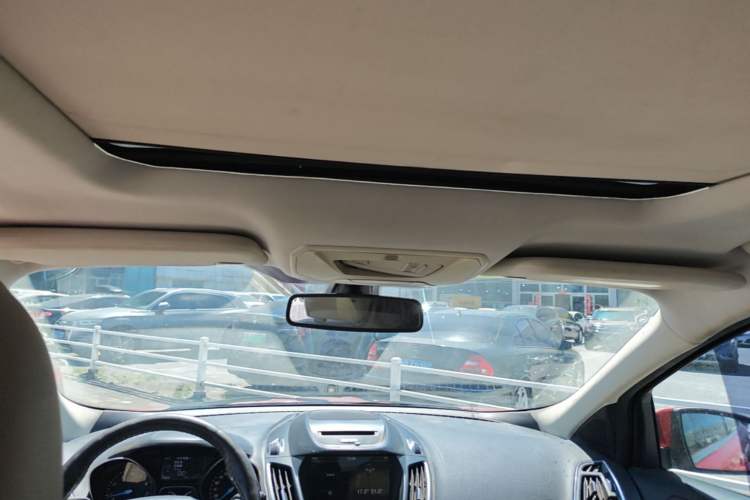 Used Ford Kuga 2013 1.6L GTDi 4x4 Elite Model Headliner