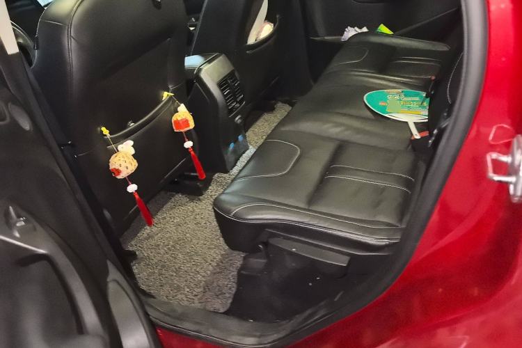 Used Ford Kuga 2013 2.0L GTDi Four-Wheel-Drive Sport Model Interior 4