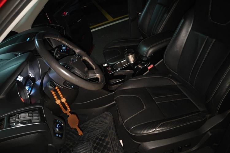 Used Ford Kuga 2013 2.0L GTDi Four-Wheel-Drive Sport Model Left Front Seat
