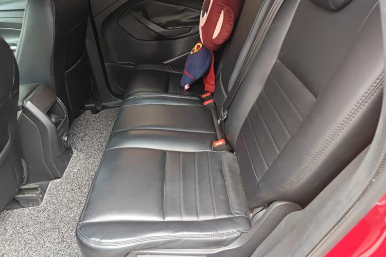 Used Ford Kuga 2013 1.6L GTDi Two-Wheel-Drive Comfort Model Left Rear Seat