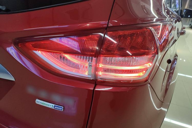 Used Ford Kuga 2013 2.0L GTDi Four-Wheel-Drive Sport Model Right Rear Taillight
