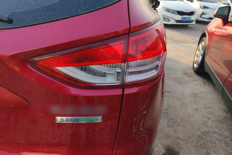 Used Ford Kuga 2013 1.6L GTDi Two-Wheel-Drive Comfort Model Right Rear Taillight