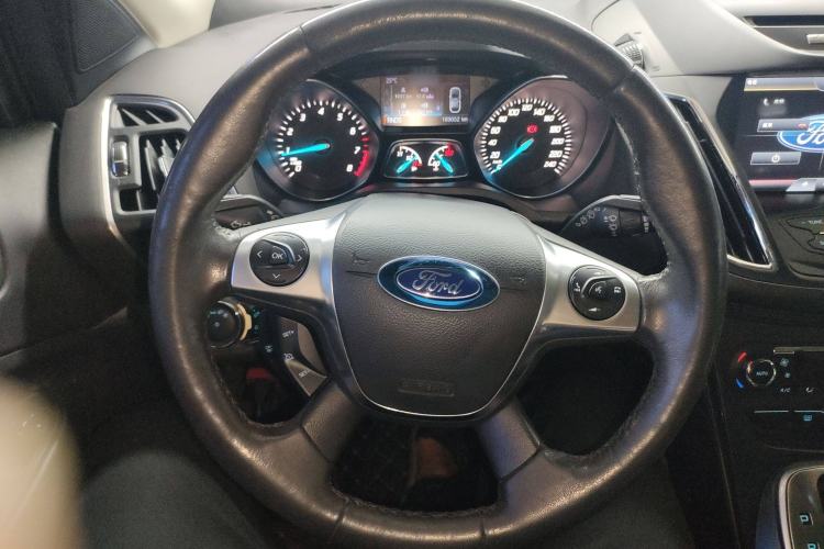 Used Ford Kuga 2013 2.0L GTDi Four-Wheel-Drive Sport Model Steering Wheel