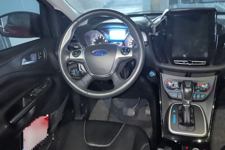 Used Ford Kuga 2013 2.0L GTDi Four-Wheel-Drive Sport Model Steering Wheel