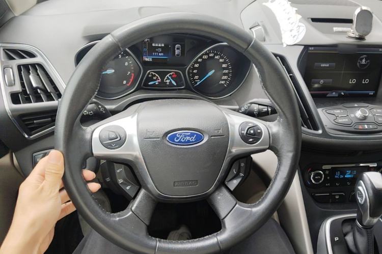 Used Ford Kuga 2013 1.6L GTDi 4x4 Elite Model Steering Wheel