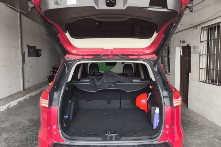 Used Ford Kuga 2013 2.0L GTDi Four-Wheel-Drive Sport Model Trunk