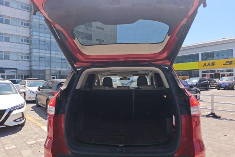 Used Ford Kuga 2013 1.6L GTDi 4x4 Elite Model Trunk