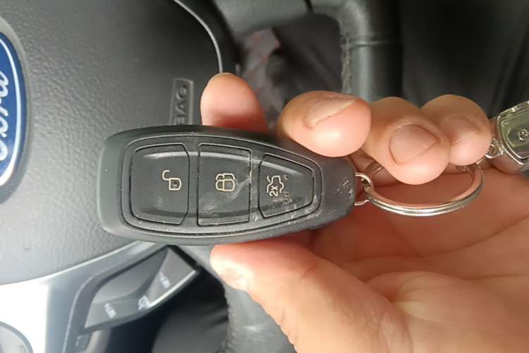 Used Ford Kuga 2013 2.0L GTDi Four-Wheel-Drive Sport Model Vehicle Key