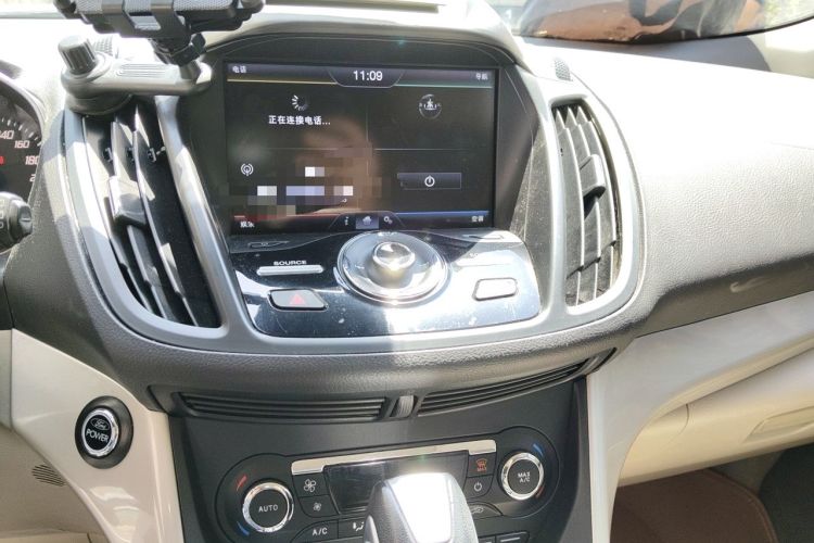 Used Ford Kuga 2013 2.0L GTDi Four-Wheel Drive Premium Model Audio And AC Panel