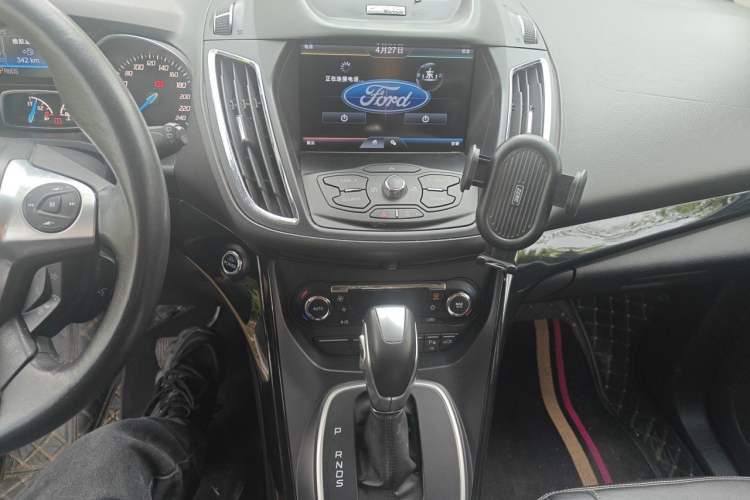 Used Ford Kuga 2013 2.0L GTDi Four-Wheel-Drive Sport Model Audio And AC Panel