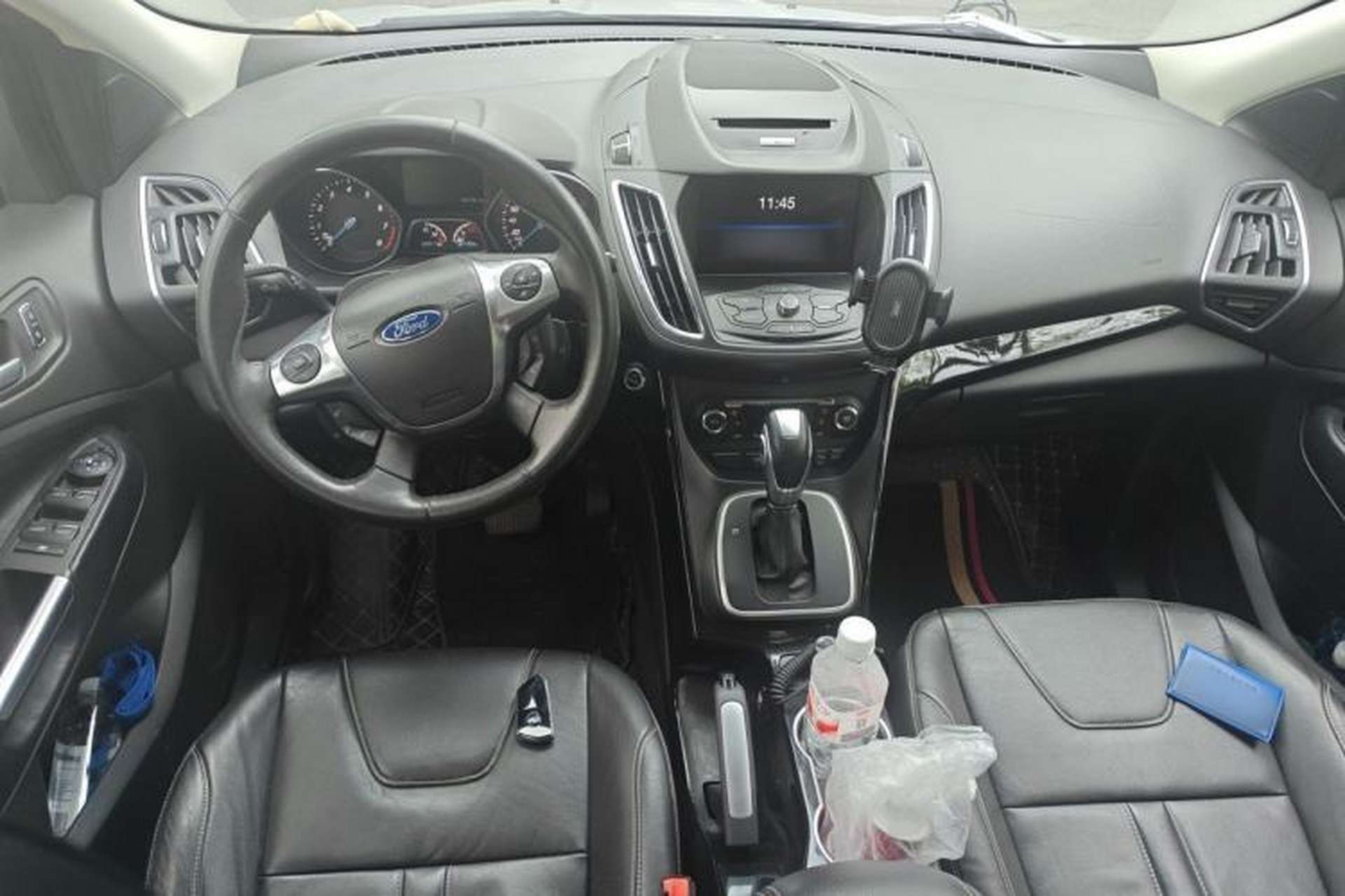 Used Ford Kuga 2013 2.0L GTDi Four-Wheel-Drive Sport Model Center Console