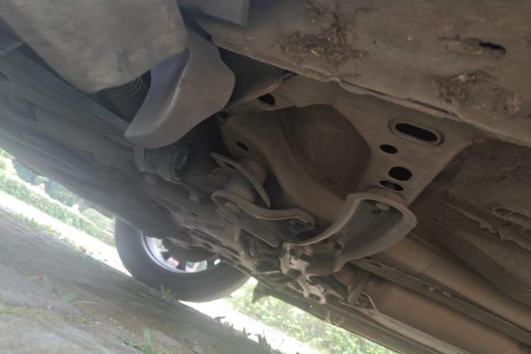Used Ford Kuga 2013 2.0L GTDi Four-Wheel-Drive Sport Model Chassis Front Left