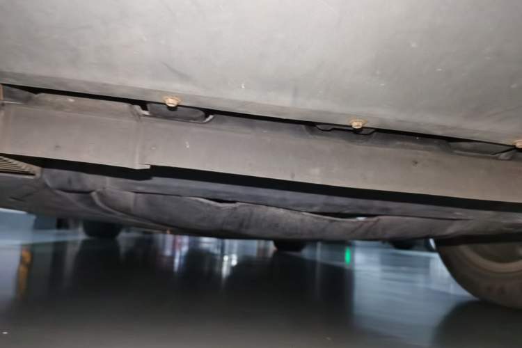 Used Ford Kuga 2013 1.6L GTDi Two-Wheel-Drive Comfort Model Chassis Front