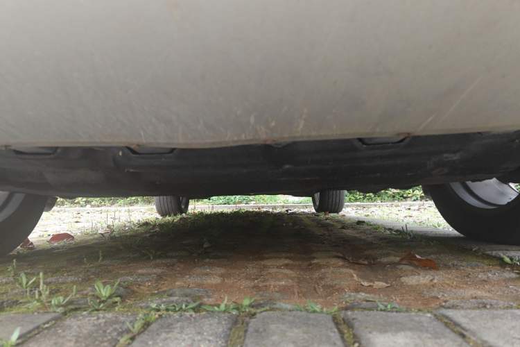 Used Ford Kuga 2013 2.0L GTDi Four-Wheel-Drive Sport Model Chassis Front