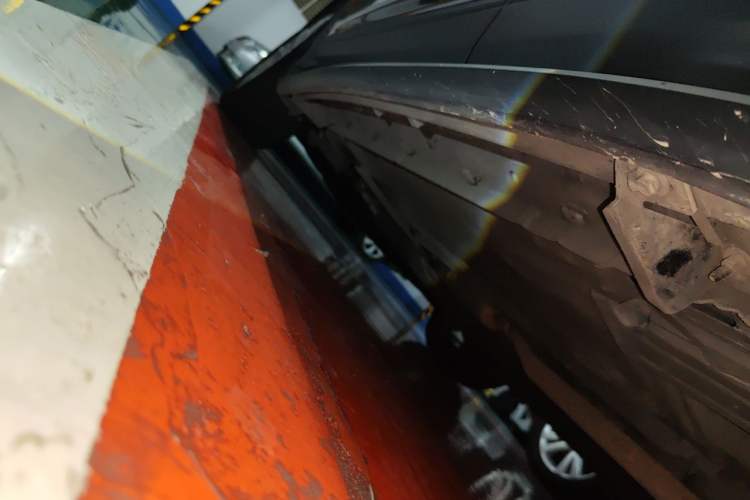 Used Ford Kuga 2013 1.6L GTDi Two-Wheel-Drive Trend Model Chassis Rear Left